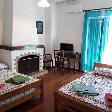 Alex Central City Accommodation Lávrion Zewnętrze zdjęcie