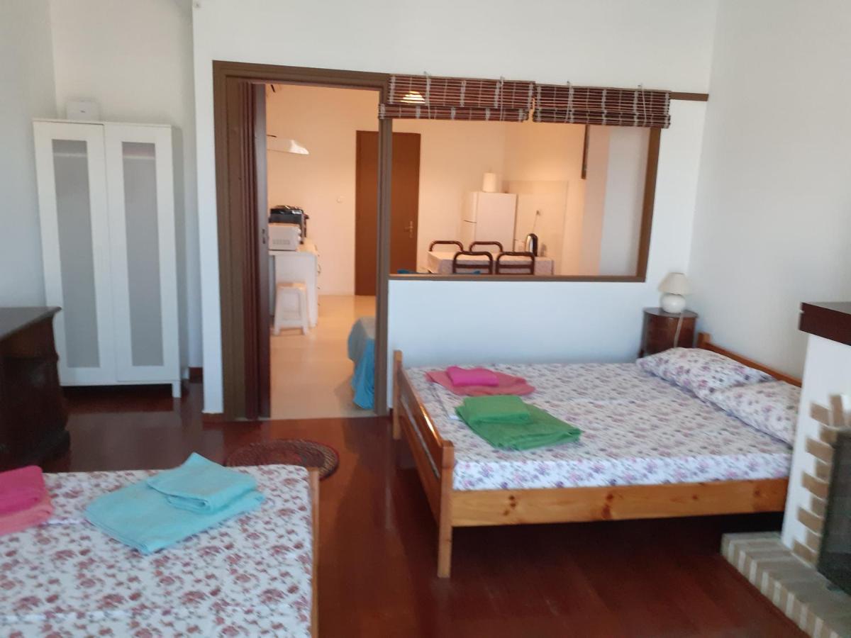 Alex Central City Accommodation Lávrion Zewnętrze zdjęcie