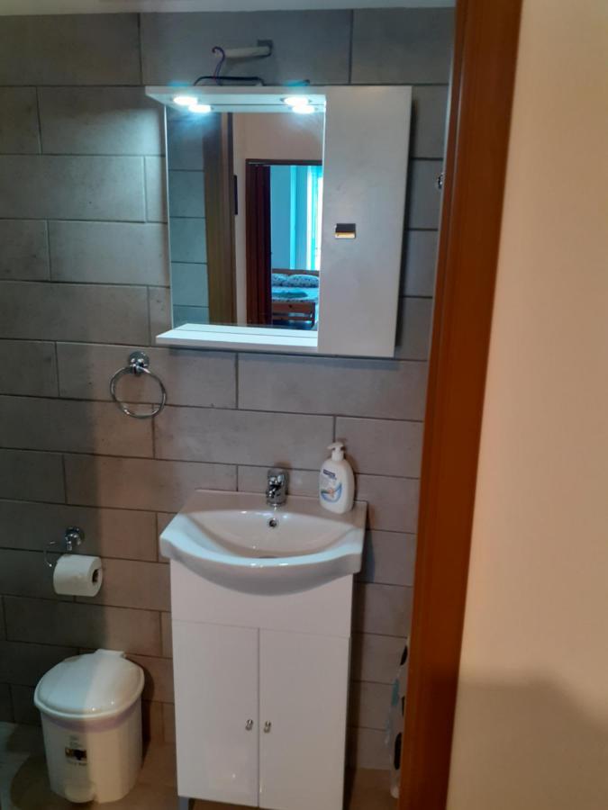Alex Central City Accommodation Lávrion Zewnętrze zdjęcie